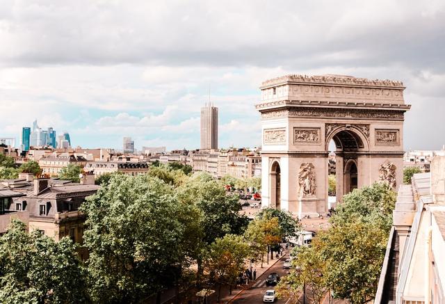 راديسون بلو هوتل تشامبس إليزيه، باريس