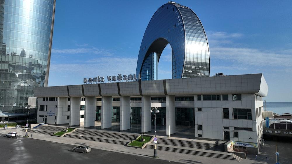 مارين إن هوتل باكو