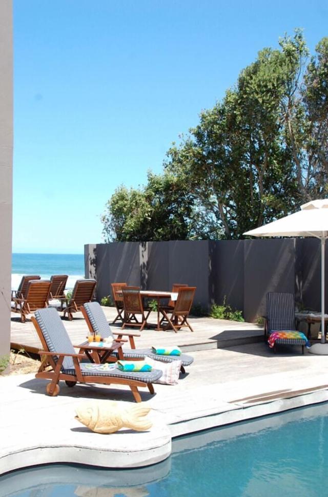 ديون بيتش هاوس