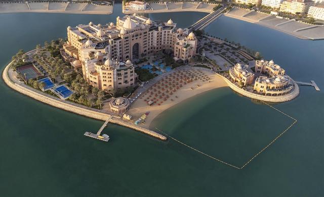 مرسى الملز كمبينسكي، اللؤلؤة - الدوحة